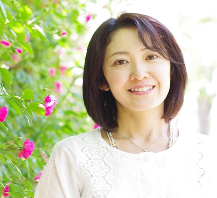 中島智佳子